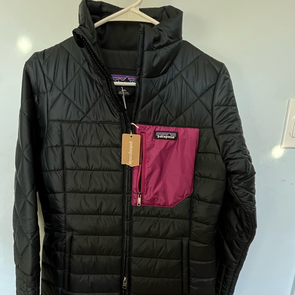 Patagonia navy long puffer winter parka